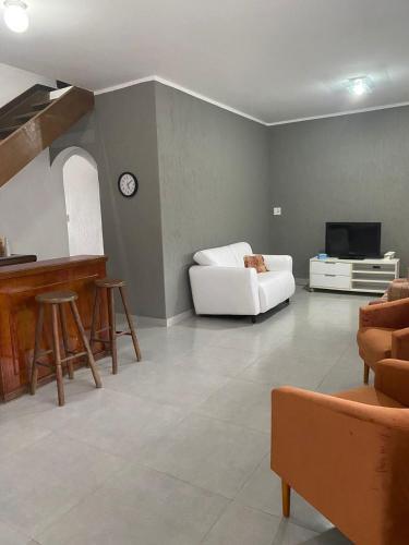 Casa Na Praia C/ Churrasqueira E Piscina.