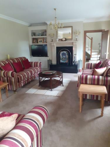 Single Room In Lovely Country Residence