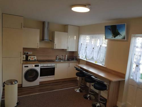 Comfort Room With Free Minibar Tea&coffee