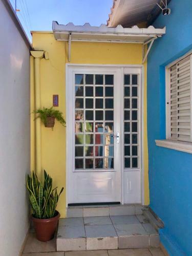 Casa Com �tima Localiza��o