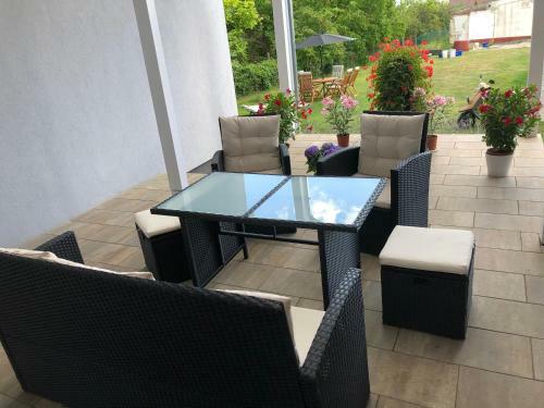Bab�rsom Apartman
