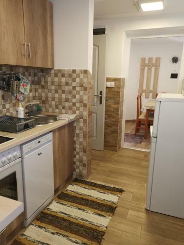 Lili Apartman