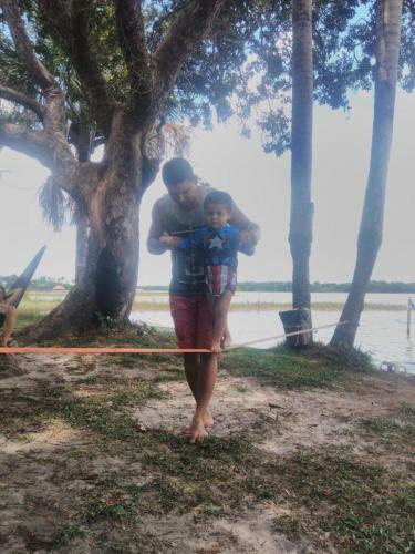 Camping Lagoa Do Cass�