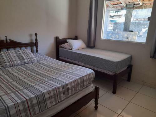 Casa de F�rias Amarela Em Prado