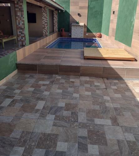 Casa Em Prado Com Piscina - Temporada