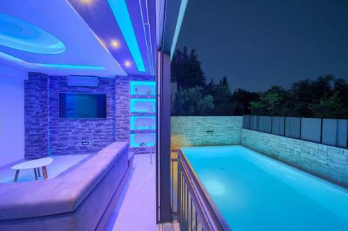 Luxury Vall Apartment