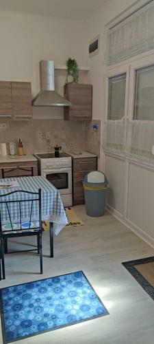Nagyi Apartman Kecskem�t