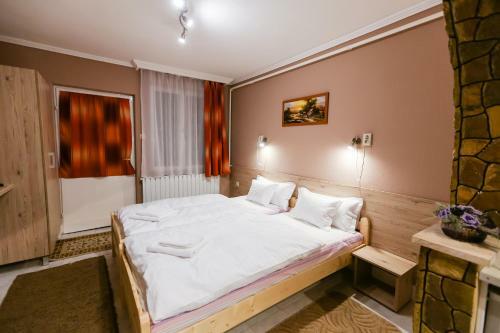 Lara Apartman