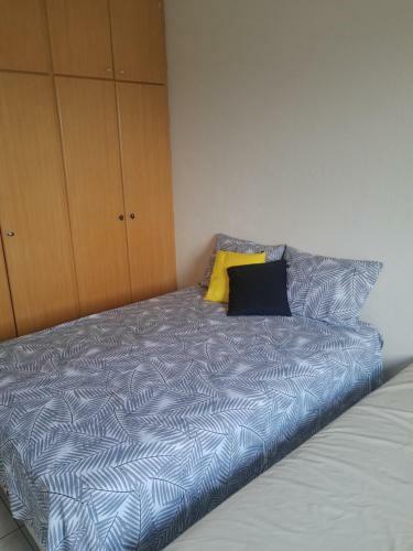 Apartamento Condom�nio Frente Mar