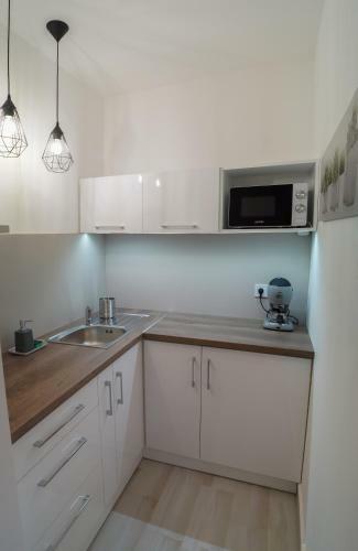 East Side Corner - Apartment