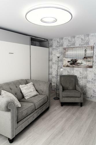 New Bright Stylish Apartment Near Riga