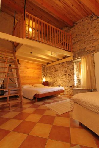 Bed & Breakfast L'ammonite, Chambre & Table D'h�tes