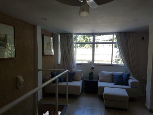 Hostal Up House Santa Teresa