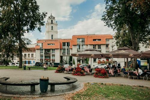 Spacious - 140 Square Meters Apartment, Vilnius City Centre