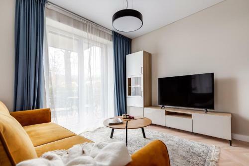 Centrally Located Riverside Apartment