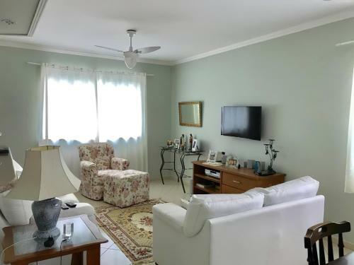 Casa Com 3 Quartos E 4 Banheiros 400m Da Praia