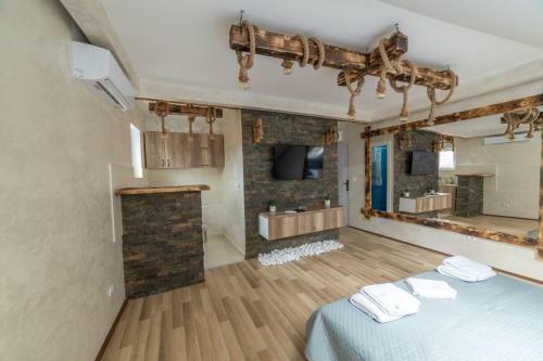 Rustic Luxury Apartment - Valjevo Centre Bid Zone