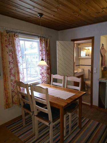 Apartamento Viken - Cottage By Dalslands Canal