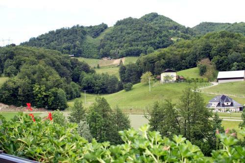 Agroturismo Tourist Farm Mraz