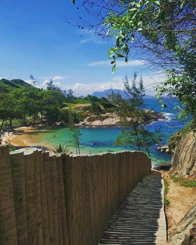 Alugo Quarto A Uma Quadra Da Praia
