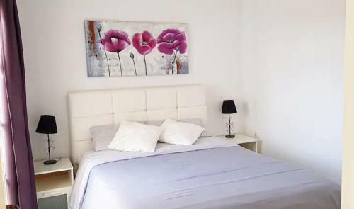 Lovely Apartment With Pool And Sea Views