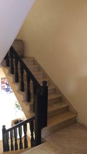 Hostal Itrane Guest House