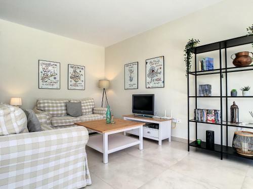 Antilia Terraces Apartment - 7109