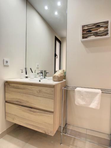 Antilia Terraces Apartment - 7109