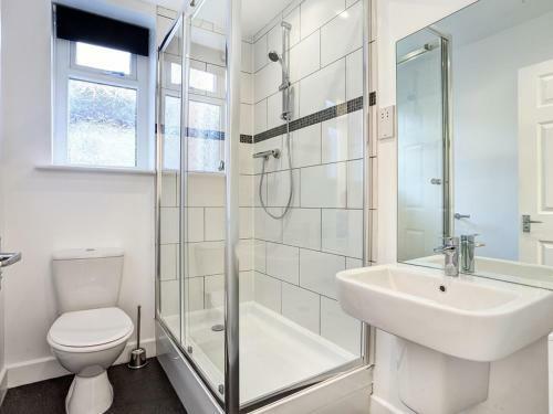 Hostal Townhouse Plus @ 166 Edleston Road Crewe
