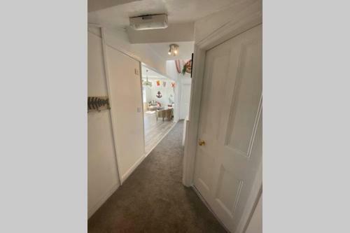 Seagulls Rest Marine Themed Seaview Apartment