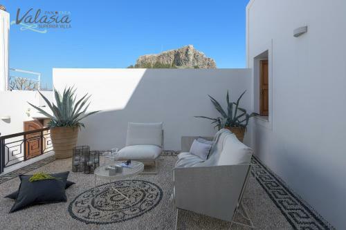 Panthea Valasia Boutique Villa