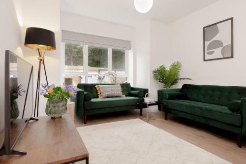 Ideal Home At Moseley Gardens In Fallowfield