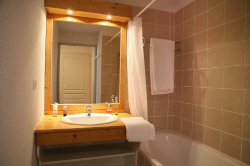 Aparthotel Hameau Des Aiguilles 4
