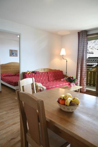 Aparthotel Hameau Des Aiguilles 4