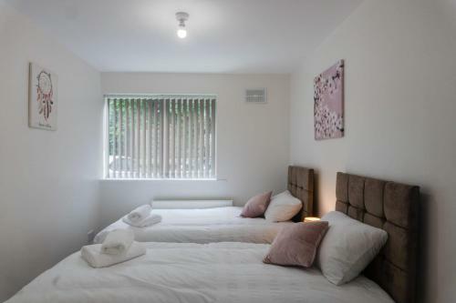 Gorgeous Ground Floor Apartment + Free Parking