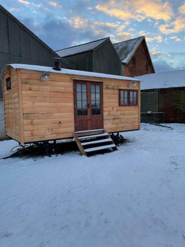 The Shepherds Retreat - Luxury Shepherds Hut