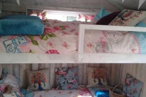 Ruby Shepherds Hut Sleeps 4