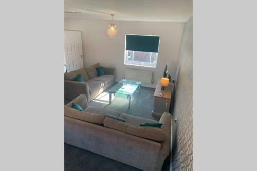 Silver Stag, Large 2 Bedroom Apartment With Designated Parking
