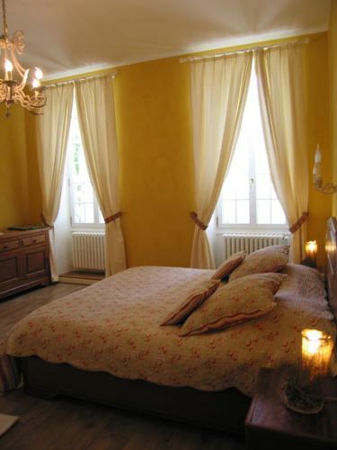 Bed & Breakfast Logis de Guitres - Chambres D'hotes
