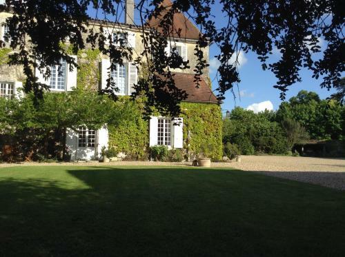 Bed & Breakfast Logis de Guitres - Chambres D'hotes