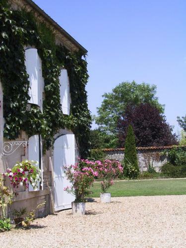 Bed & Breakfast Logis de Guitres - Chambres D'hotes