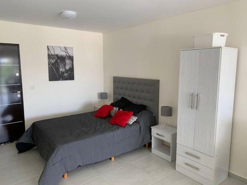 Apartamento Impecable Monoambiente A Metros Del Mar.