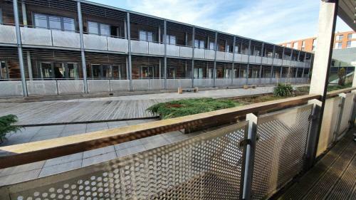 Modern Arcadian Centre Apartment 2 Bed / Balcony