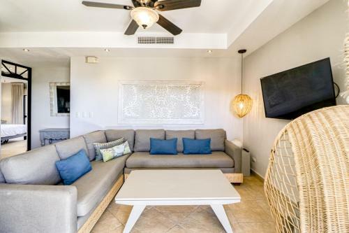 Bah�a Encantada H4
