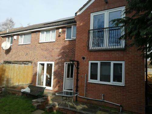 Immaculate 5-bed House In Central Birmingham