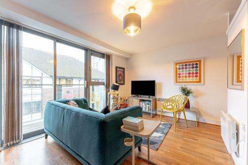 Luxury 1 Bedroom Apartment - Central Birmingham, Cube And Mailbox