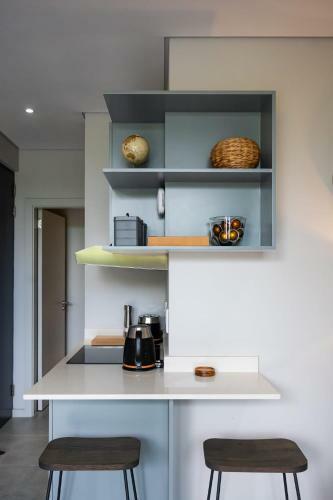 2six2 Florida Road Luxury Apartment