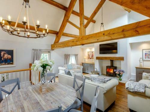 Waterside Barn