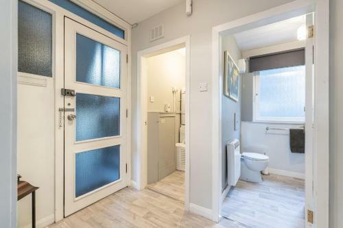 Apartamento Two Bedroom Ground Floor Flat