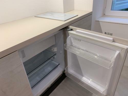 Bright Apartament Near Bus Station